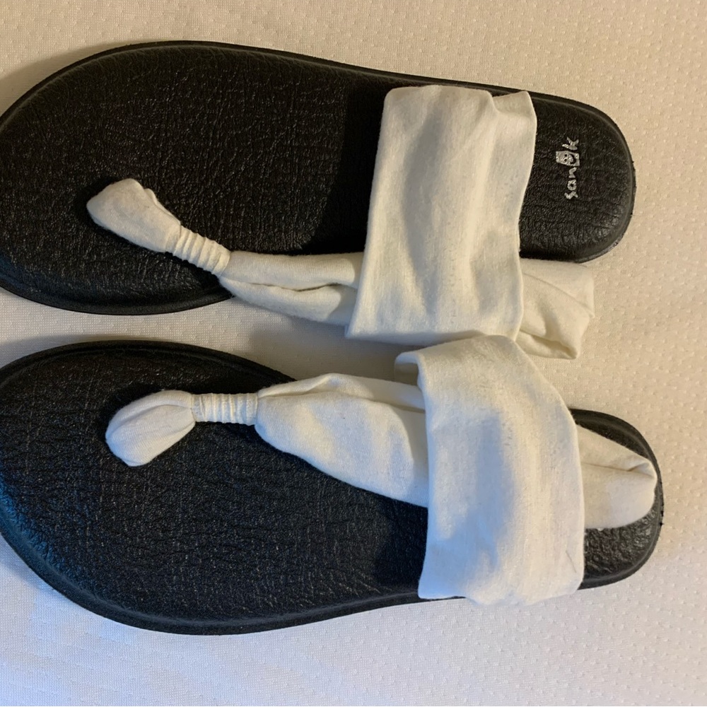 Sanuk yoga sling sandals